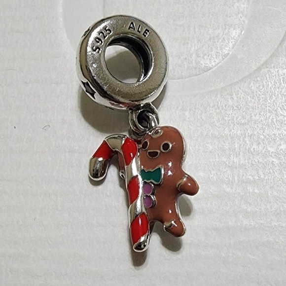 Pandora Gingerbread Man Dangle Charm - Picture 4 of 7